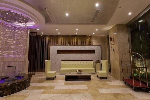 Guilin Haitao International Hotel מראה חיצוני תמונה